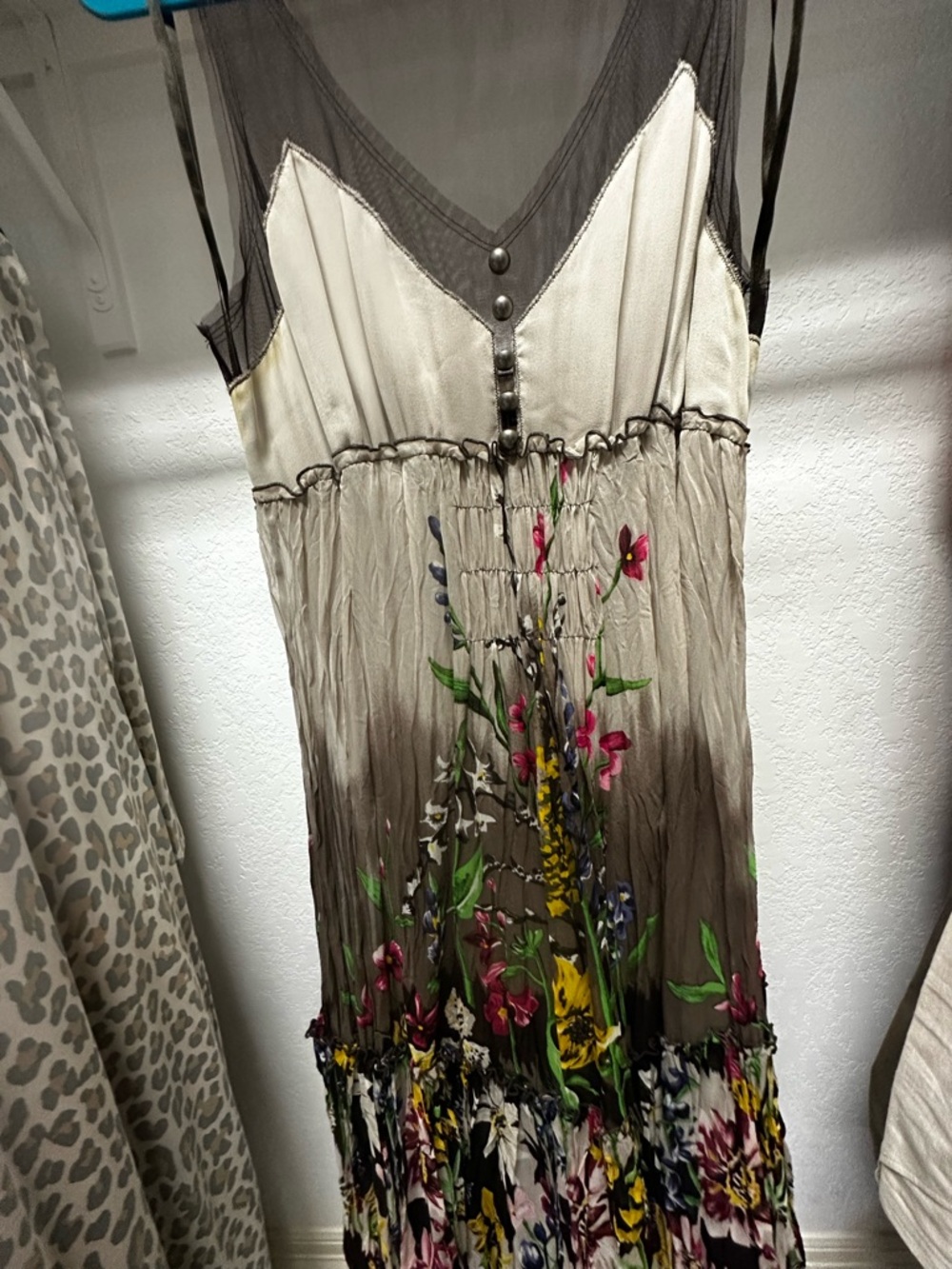 Sleeveless Floral Ombre Maxi Dress in Taupe and Cream